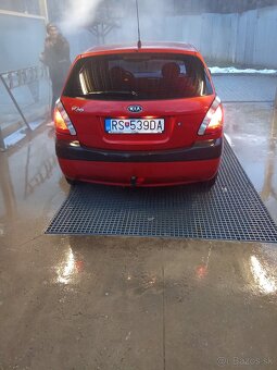 Kia rio - 3