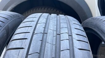 Predam pneu pirelli p zero245/40r19 - 3