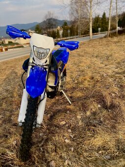 YAMAHA WR250F - 3
