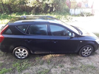 Kia Cee'd 1.6 CRDi 16V 85KW r.v.: 2008 - 3