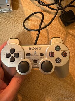 Playstation 2 slim grey sivá - 3