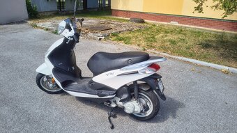 Piaggio fly 50 4T 2V - 3