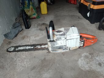 Stihl 031 av - 3