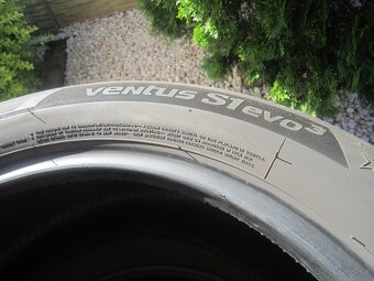 225/50R17 98Y letne pneu Hankook Ventus S1 evo3, dezen 5mm - 3