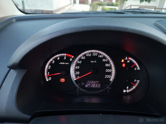 Mazda 5, 2.0 105kW, nafta, 7miestne - 3