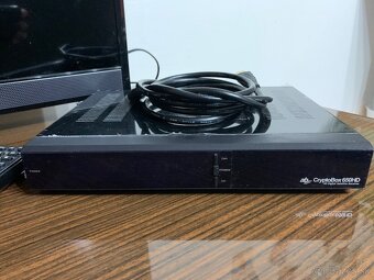 TV Grundig | Cryptobox 65HD | stôl - 3