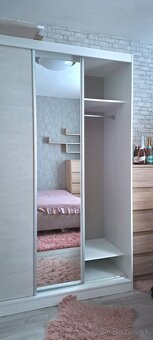 Veľká šatníková skriňa - 3