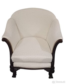 Staroẓ̌itné kreslo - 3