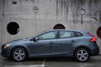 Volvo V40 T2 1.6L Momentum - 3