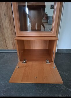 Vitrína do obývačky - 3