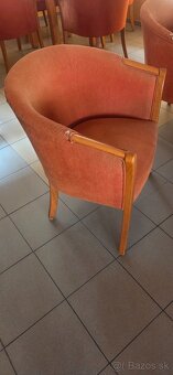 Kresla z kaviarne - 3