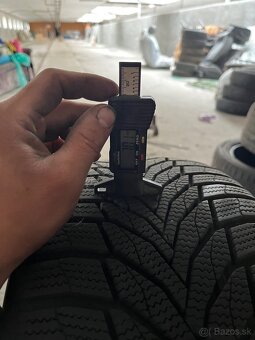 Pneu 235/40r18 - 3