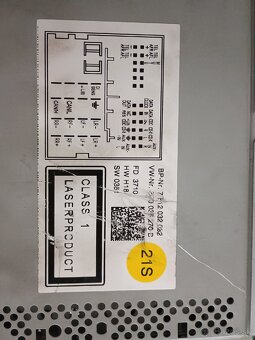 Originálne Autoradio na Volkswagen passat B7 - 3