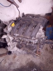 vana na renault 1,4 16v K4N - 3