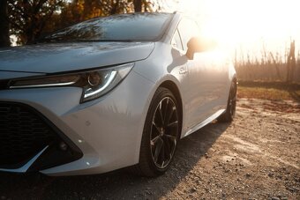 Toyota Corola Touring Sports 2.0 GR SPORT - 3