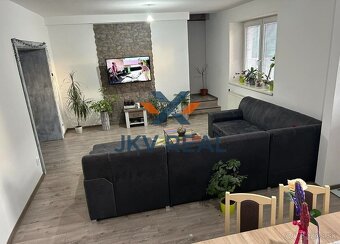 Na predaj kompletne zrekonštruovaný rodinný dom v Nových Zám - 3