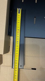 Nastaviteľná polica RACK 19" 1U 250 mm - 3
