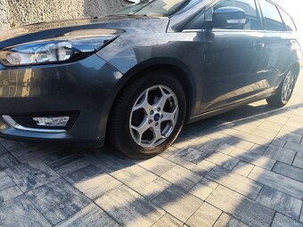 Predám Ford Focus 1.0 Ecoboost Kombi - 3