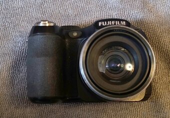 Predám dig. fotoaparát Fujifilm FinePix S2500HD - 3