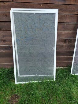 Sieťky na okná 3 ks v bielej farbe - 3