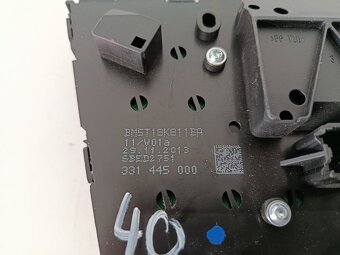 panel ovladania radia focus mk3 bm5t18k811ba 40€ - 3