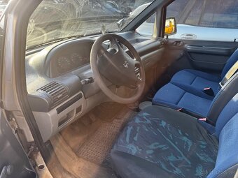 Peugeot expert 2005 na náhradné diely ND - 3