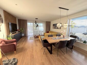 Krásna novostavba 4 izbový rodinný dom 131 m2, pozemok 605m2 - 3