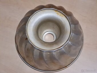 Retro forma na pečenie bábovky - 3