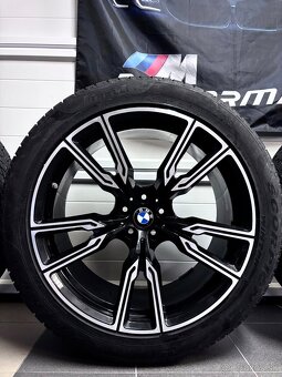 BMW X7 G07 5x112 R21 Zimne - 3