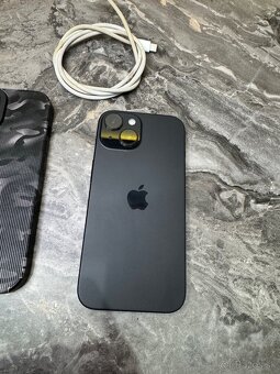 iPhone 15 - 3