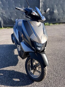 SUZUKI AVENIS 125 - 3