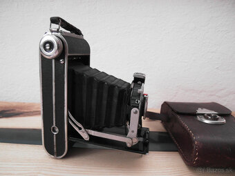 Starý fotoaparát CERTIX - 3