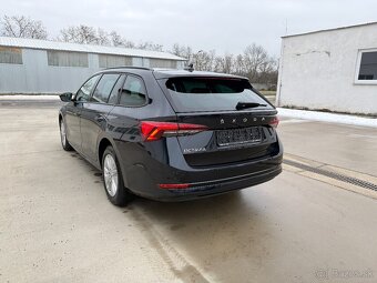 Skoda Octavia Combi 2.0 TDI DSG - 3