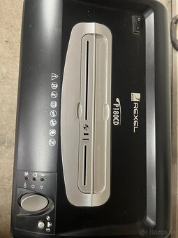 Skartovac Rexel P180CD - 3