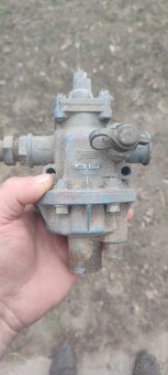 Regulátor vzduchu Zetor - 3