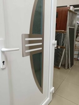 PLASTOVÉ VCHODOVÉ DVERE BIELE 980mm.x2080mm. - 3
