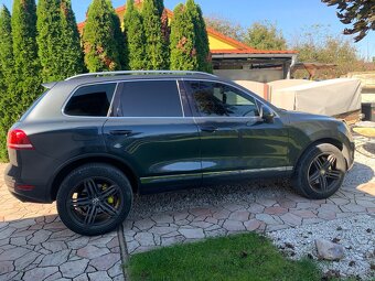 Predam Touareg 4.2 tdi V8 exluzive - 3