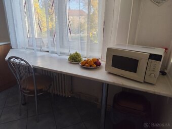 Kuchynská linka + stolík + sporák - 3