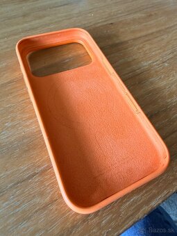 Apple Silikónový kryt s MagSafe na iPhone 17 Pro oranžový - 3