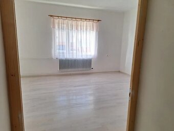 Veľký 3-izbový byt v Levél - 3