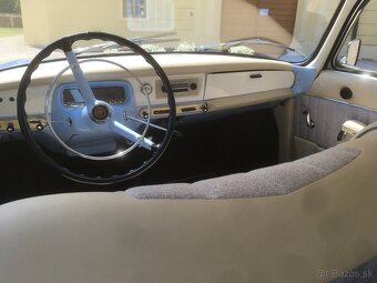 Svadobné auto Tatra 603 - 3