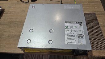 UPS APC SMT750RMI2UC - 3