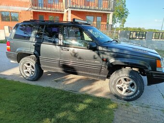 Predám Jeep Grand Cherokee ZJ 5,9 - 3