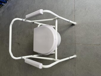 Toaletná stolicka - 3