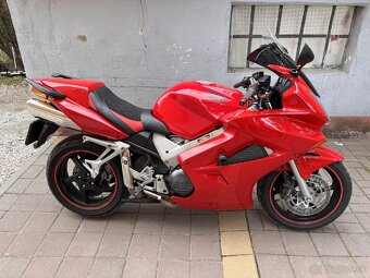 Honda VFR 800 Vtec - 3