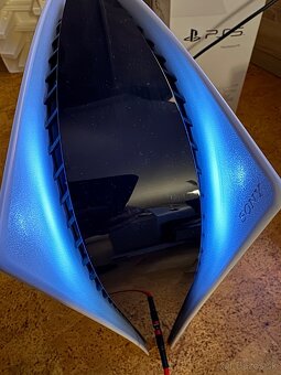 Predám Playstation 5 s mechanikou 825 GB - 3