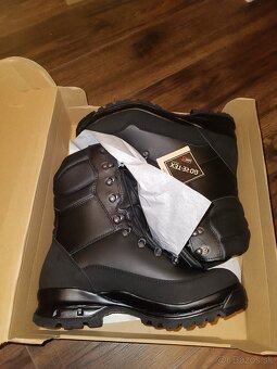 Black squad 43,5 veľkosť 9 - 3