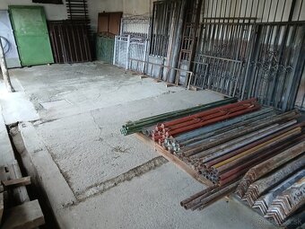 Železné tyče vynkle íĉka rúry - 3