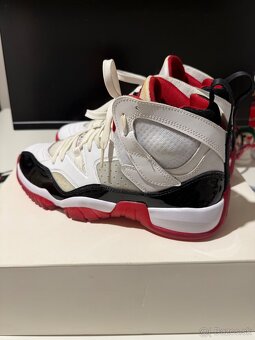 Air Jordan Two Trey - 3