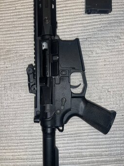 Airsoft Arcturus AR15 CQB + príslušenstvo - 3